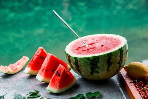 夏吃瓜春吃果,夏享清凉瓜果,春品鲜美果实