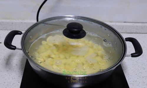 吃冰哈密瓜后反胃,揭秘夏日消暑美食背后的风险